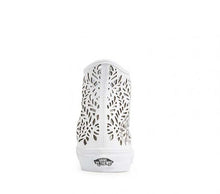 Načítať obrázok do zobrazovača galérie, VANS | SK8-HI DECON (CUTOUT)| LEAVES/WHITE